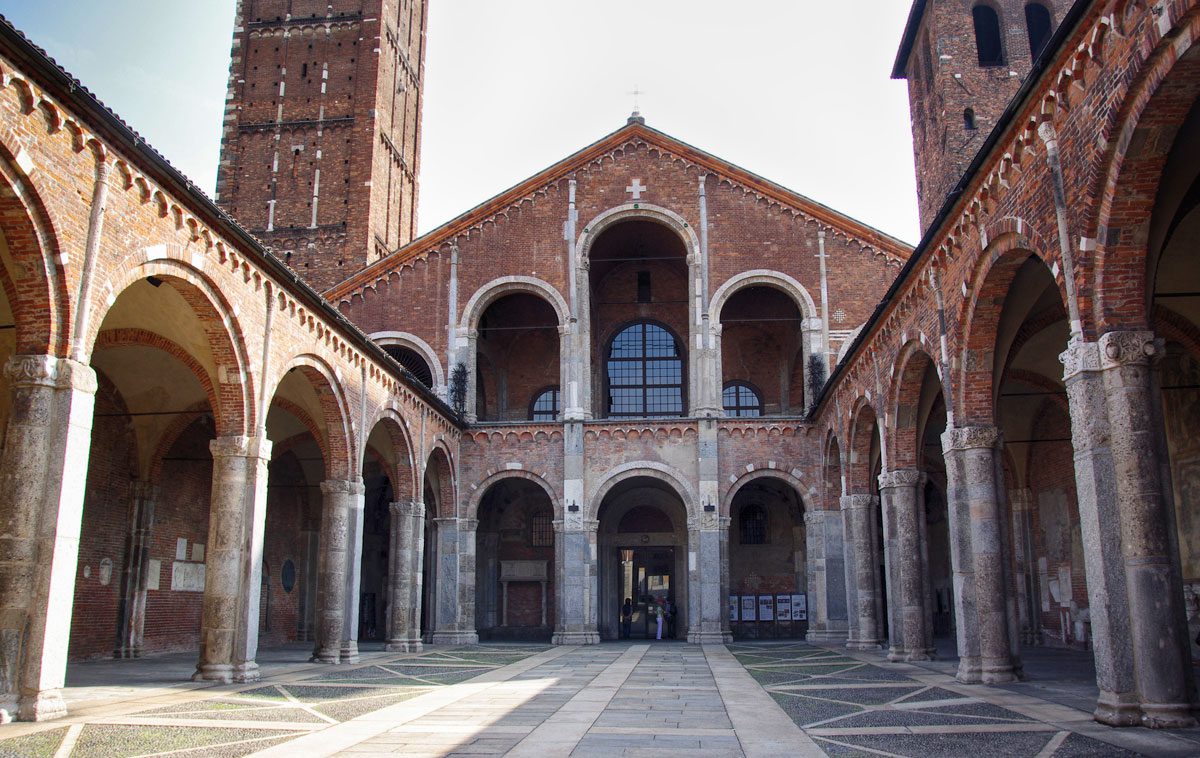 Basilica Di Sant'ambrogio Piazza Sant'ambrogio Milano Mi Cosa Vedere a Milano: le 15 cose da non perdere