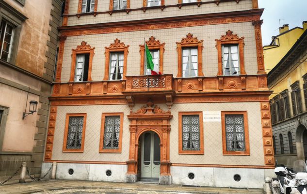 Casa Manzoni a Milano: un viaggio tra i ricordi e le opere del grande scrittore italiano