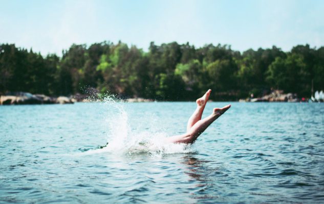 Laghi dove fare il bagno in Lombardia: i 10 più belli e attrezzati