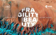 "Fragility and Beauty": a Milano la mostra sulla Terra vista dalla Spazio