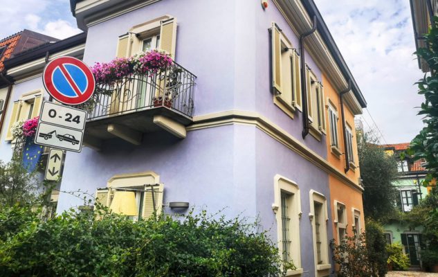 Via Lincoln, la strada più colorata di Milano