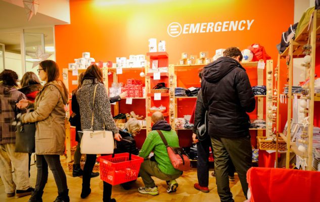 Mercatino di Natale 2019 di Emergency a Milano