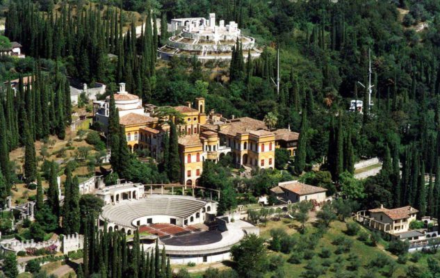 Il Vittoriale degli Italiani, una stupenda cittadella monumentale firmata da Gabriele D’Annunzio