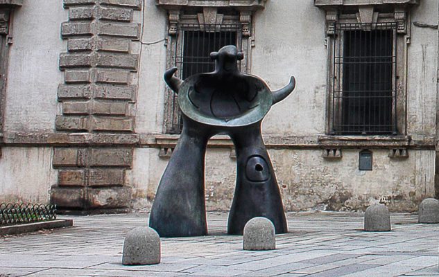 Mère Ubu, la statua di Mirò