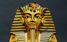 "Viaggio oltre le tenebre. Tutankhamon RealExperience®": la mostra a Milano nel 2020