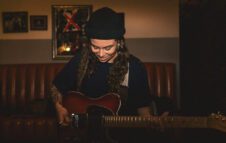 Tash Sultana a Milano nel 2021: data e biglietti del concerto