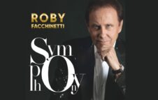 Roby Facchinetti in tour a Milano nel 2022 con il suo "Symphony"