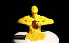The Art Of The Brick 2022: a Milano la mostra più famosa di LEGO® art