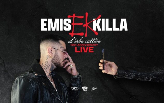 Emis Killa a Milano nel 2022 con il concerto che celebra i 10 anni di “L’Erba Cattiva”