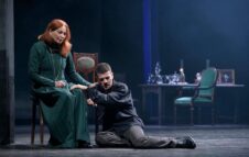 "Spettri" di Henrik Ibsen in scena a Milano nel 2023: date e biglietti