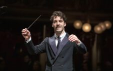 Lorenzo Viotti al Teatro alla Scala di Milano nel 2024: date e biglietti