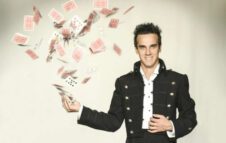 Luca Bono in "L'illusionista" a Milano nel 2023: date e biglietti