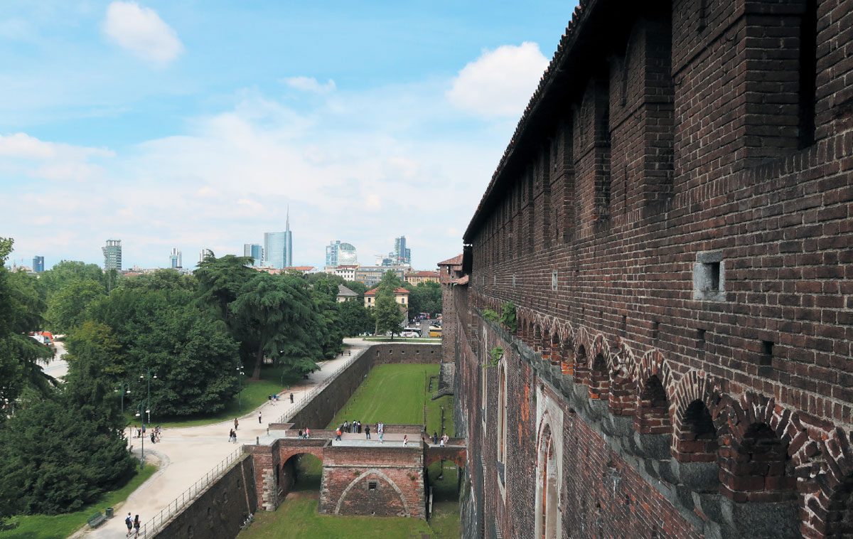 Visita alle Merlate Panoramiche del Castello Sforzesco di Milano nel 2024