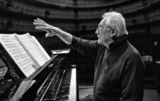 Il jazz di Enrico Intra torna a Milano con “Improvvisando. Diario d’artista”