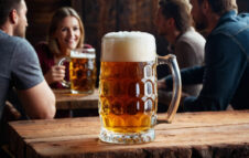 L’Oktoberfest Beer & Food 2025 arriva a Desenzano del Garda per tre giorni di birra e musica