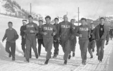 La strada per Cortina: in mostra a Milano le storiche foto dei Giochi Invernali del '56
