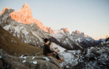 “Water and Peaks”: gli acquerelli di Silvia De Bastiani in mostra gratis  a Milano nel 2026