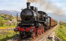 Lomellina Express: in partenza da Milano il treno a vapore per una gita tra risaie, borghi e mercatini