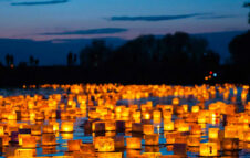 Water Lantern Festival: arriva a Milano l'antico festival delle lanterne sull'acqua