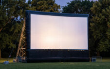 Cinema all'aperto a Milano: il programma dei film a due passi dai Navigli